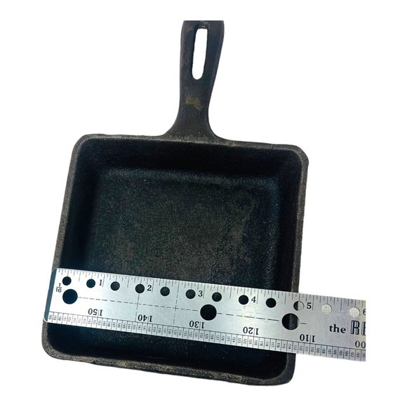 Small Square Cast Iron Skillet Vintage Made in Taiwan 5” X 5” - Picture 4 of 9